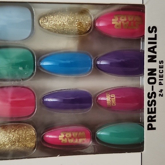 Brand New STAR WARS Inspired False Nails-M - Picture 3 of 3